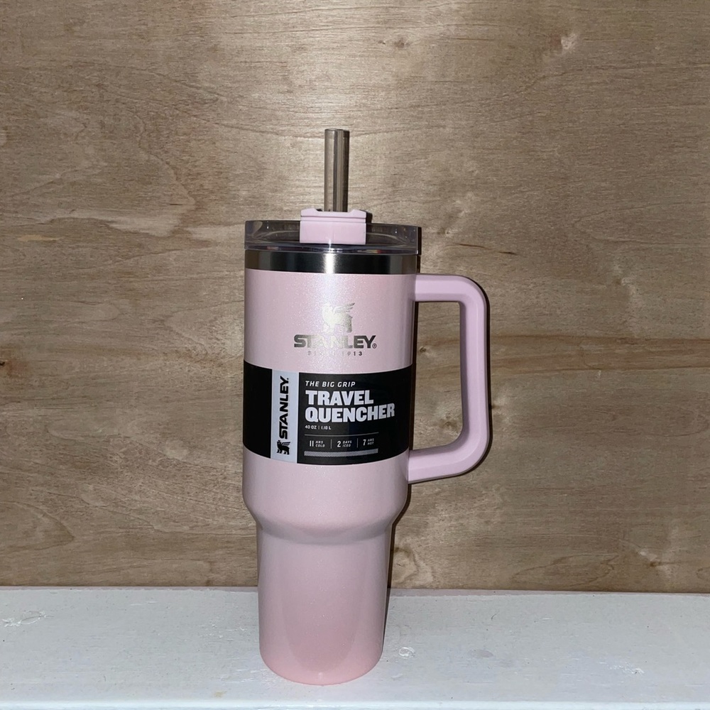 Pink Pearlescent 40 oz Stanley
